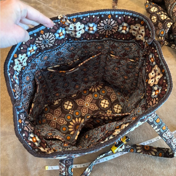 Three Piece Vera Bradley Set in the Retired Canyon Pattern - Picture 10 of 10